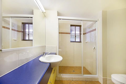 Whale Watch Ocean Beach Resort - New South Wales Tourism  5