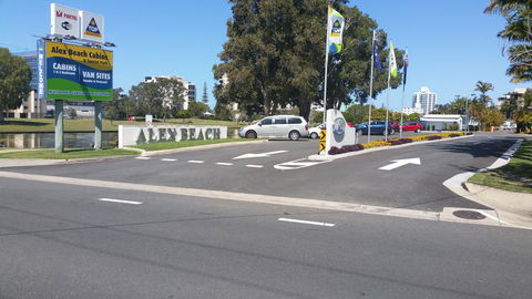 Alex Beach Cabins And Tourist Park - New South Wales Tourism  19