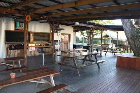 Nomads Airlie Beach - New South Wales Tourism  2