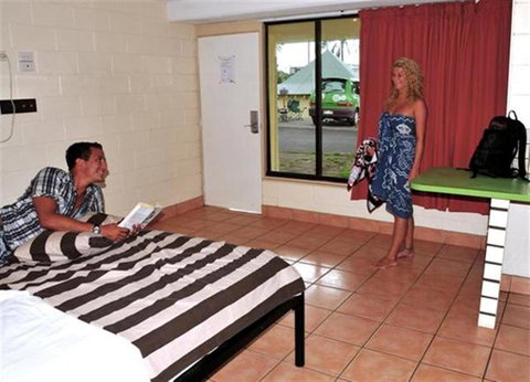 Nomads Airlie Beach - New South Wales Tourism  5