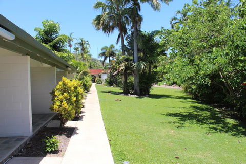 Amaroo On Mandalay, Magnetic Island - New South Wales Tourism  37