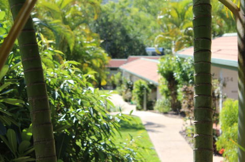 Amaroo On Mandalay, Magnetic Island - New South Wales Tourism  24