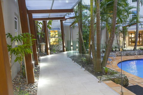 Emerald Noosa - New South Wales Tourism  30