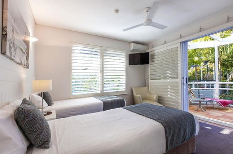 Emerald Noosa - New South Wales Tourism  11