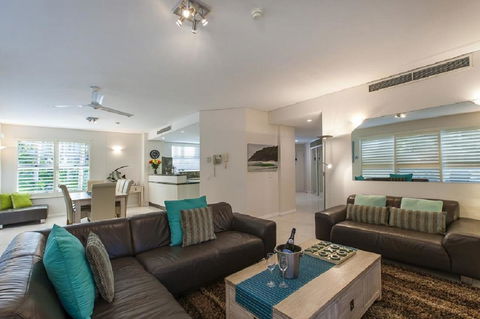 Emerald Noosa - New South Wales Tourism  14