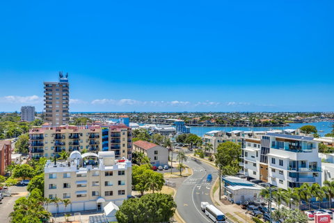 Direct Collective - Sea Breeze Mooloolaba - New South Wales Tourism  13