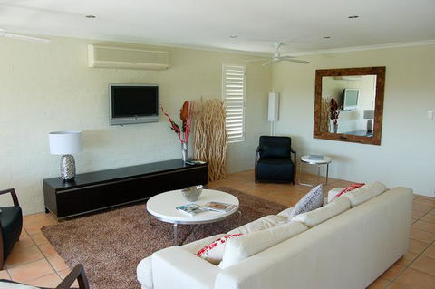 Myuna Holiday Apartments - New South Wales Tourism  26