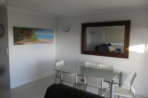 Myuna Holiday Apartments - New South Wales Tourism  9