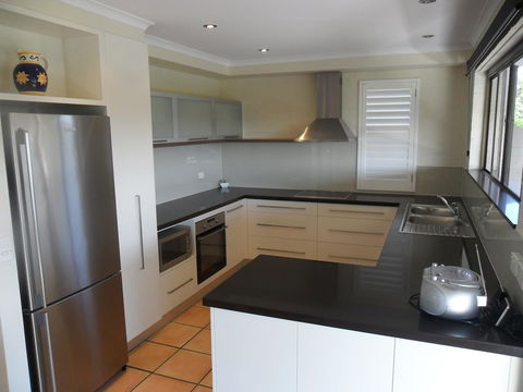 Myuna Holiday Apartments - New South Wales Tourism  35