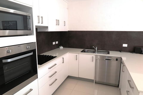 Myuna Holiday Apartments - New South Wales Tourism  7