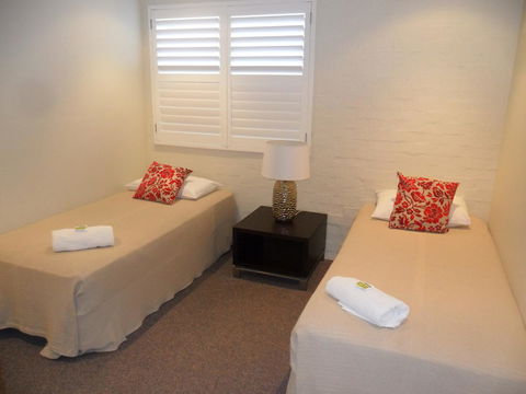 Myuna Holiday Apartments - New South Wales Tourism  43