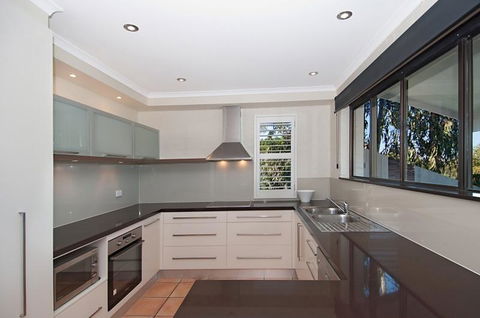 Myuna Holiday Apartments - New South Wales Tourism  22