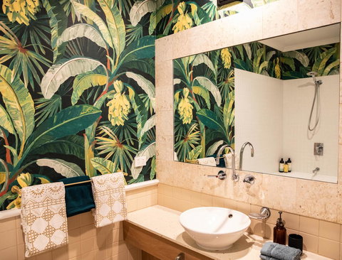 NOMAD - Luxe Apartment - New South Wales Tourism  12