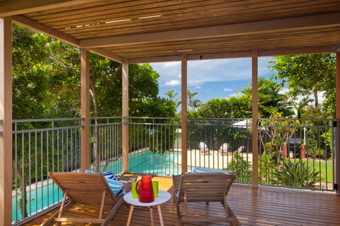Jolly Roger's Beach House - New South Wales Tourism  8