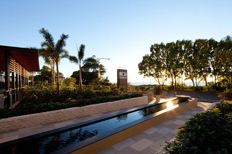 Oaks Redcliffe Mon Komo Suites - New South Wales Tourism  4