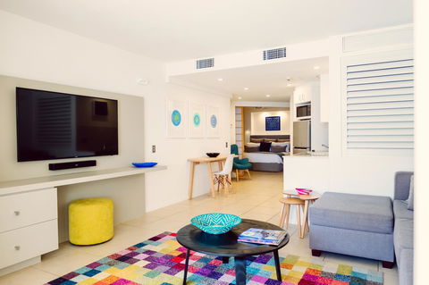 Netanya Noosa Beachfront Resort - New South Wales Tourism  21