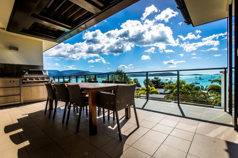 Mirage Whitsundays - New South Wales Tourism  14