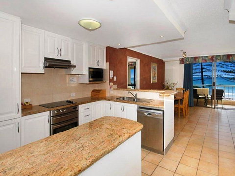 Coolum Caprice - New South Wales Tourism  25