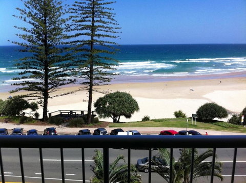 Coolum Caprice - New South Wales Tourism  34