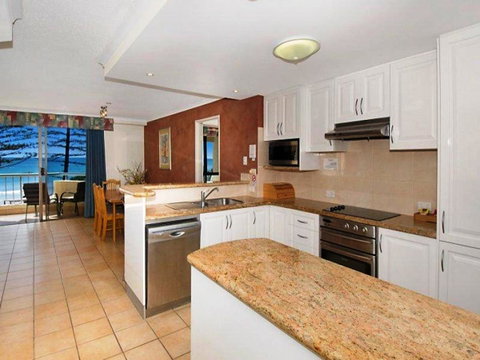 Coolum Caprice - New South Wales Tourism  30