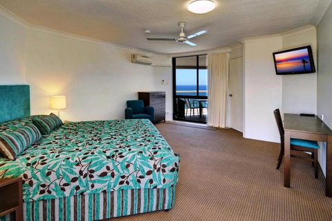 Coolum Caprice - New South Wales Tourism  21