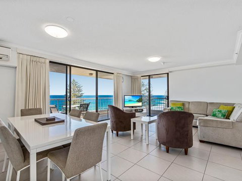 Coolum Caprice - New South Wales Tourism  4