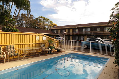 Twin Pines Motel - New South Wales Tourism  0