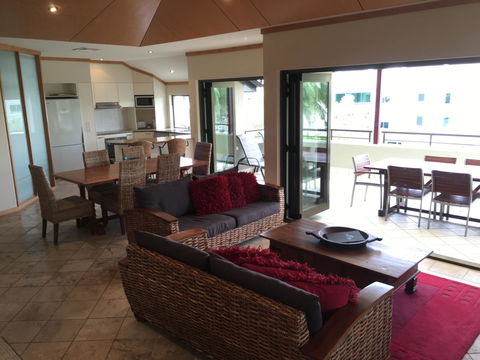 Bella Casa Noosa - New South Wales Tourism  35