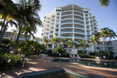 Mariners North Holiday Apartments - New South Wales Tourism  9