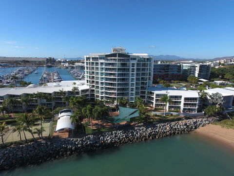 Mariners North Holiday Apartments - New South Wales Tourism  0