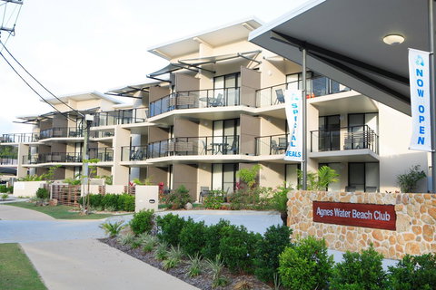 Agnes Water Beach Club - New South Wales Tourism  5