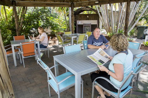 The Beach Motel Hervey Bay - New South Wales Tourism  34