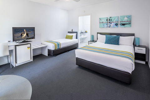 The Beach Motel Hervey Bay - New South Wales Tourism  2