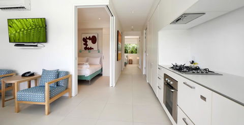 Pool Resort Port Douglas - New South Wales Tourism  14
