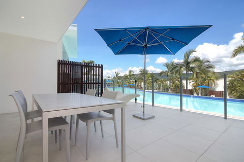 Pool Resort Port Douglas - New South Wales Tourism  9