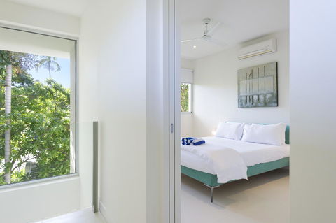 Pool Resort Port Douglas - New South Wales Tourism  24