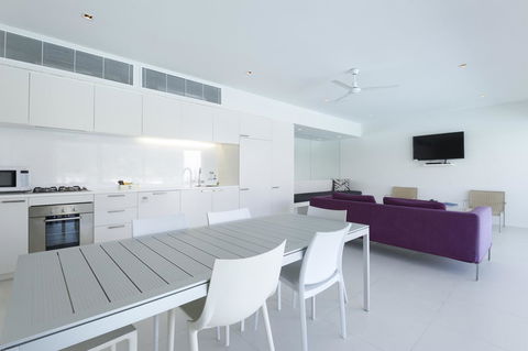 Pool Resort Port Douglas - New South Wales Tourism  21