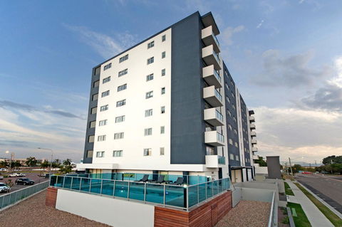 Allure Hotel & Apartments - New South Wales Tourism  1