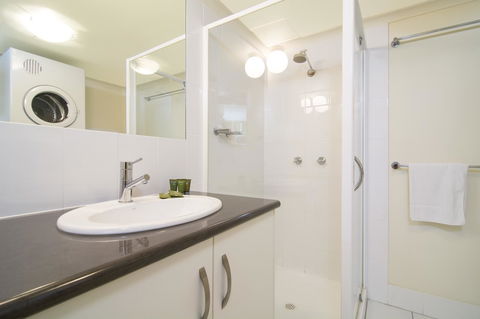 The Port Douglas Queenslander - New South Wales Tourism  10