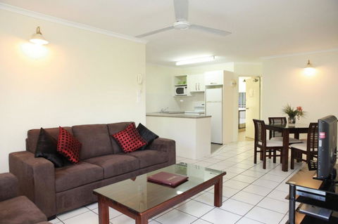 The Port Douglas Queenslander - New South Wales Tourism  32