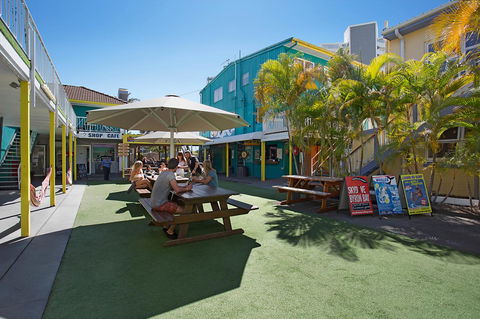Backpackers In Paradise 18-35 Hostel - New South Wales Tourism  15