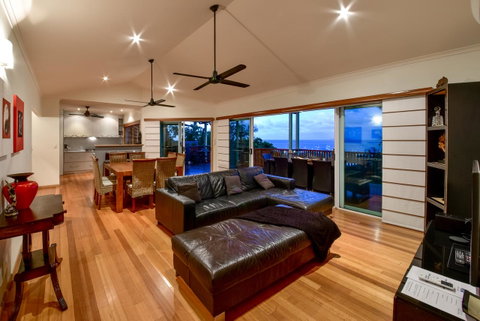 Bella Vista On Nara Pets Welcome - New South Wales Tourism  11