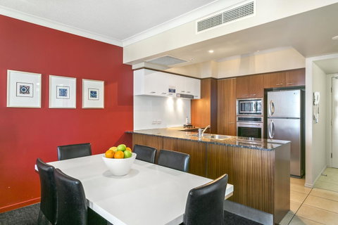 Mantra Towers Of Chevron - New South Wales Tourism  19