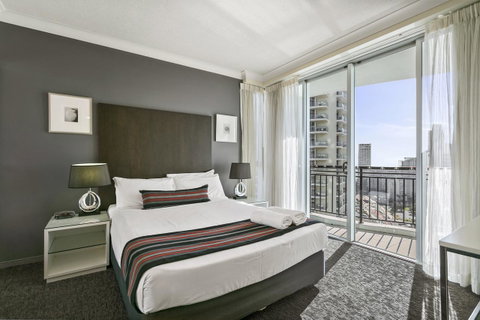 Mantra Towers Of Chevron - New South Wales Tourism  22
