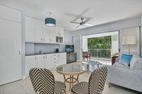 Couples private spa beach getaway