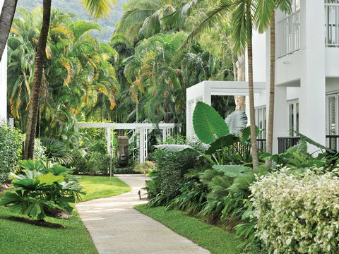 Palm Cove Paradise - Couples Spa Beach Getaway - New South Wales Tourism  19