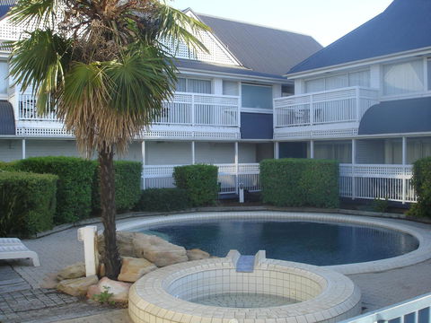 Dalby Manor Motor Inn - New South Wales Tourism  12