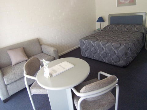 Dalby Manor Motor Inn - New South Wales Tourism  33