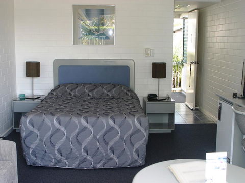Dalby Manor Motor Inn - New South Wales Tourism  26