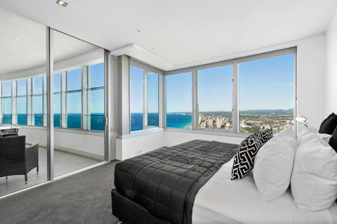 Q1 Resort & Spa - Official - New South Wales Tourism  35
